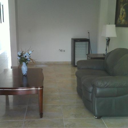 Hotel Colombus Aguada Bagian luar foto