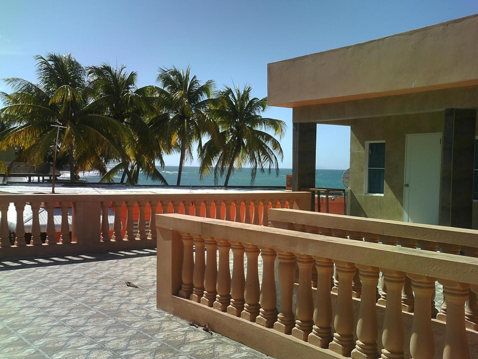 Hotel Colombus Aguada Bagian luar foto