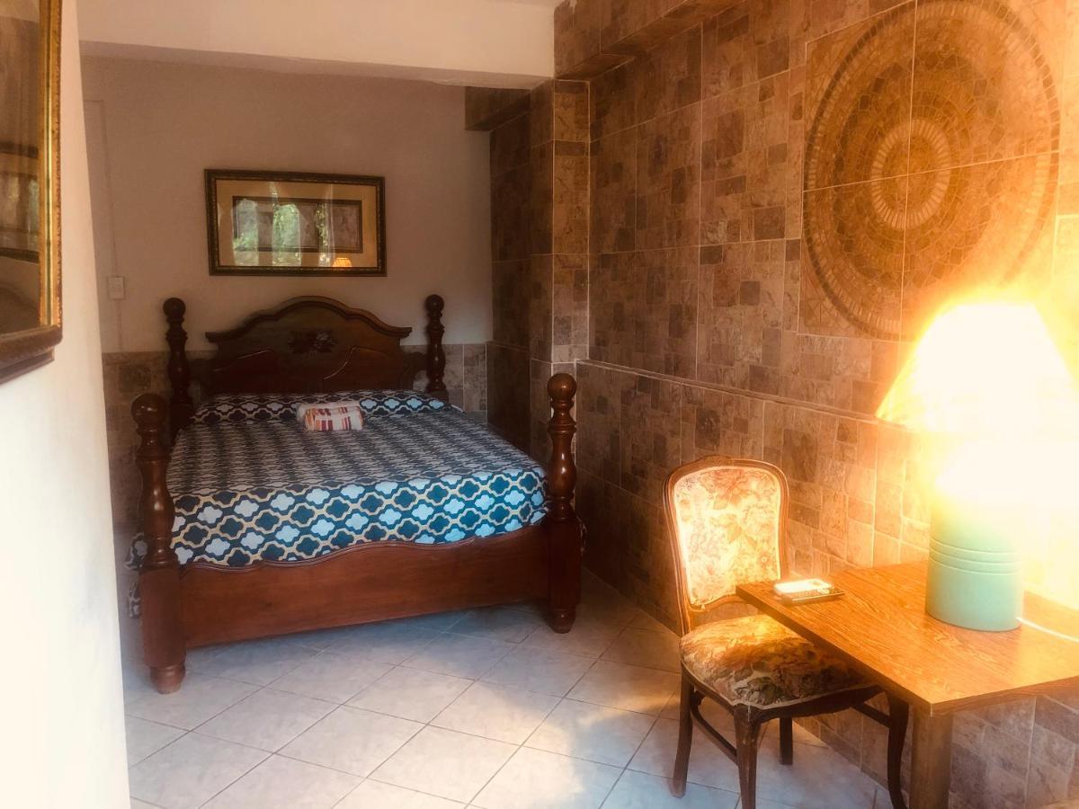 Hotel Colombus Aguada Bagian luar foto