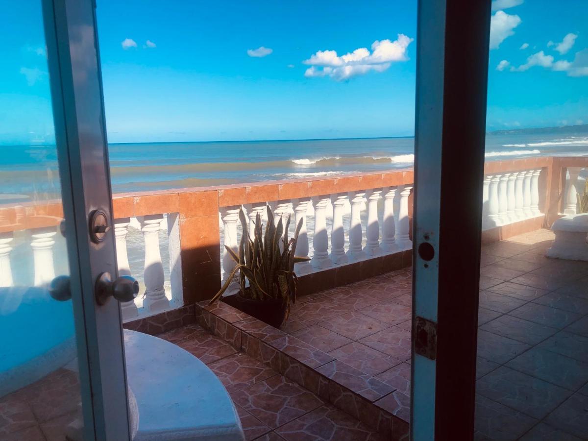 Hotel Colombus Aguada Bagian luar foto